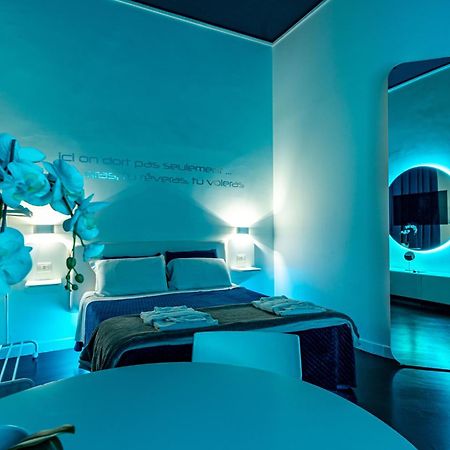 Bed and Breakfast Skyhouse Duomo à Naples Extérieur photo
