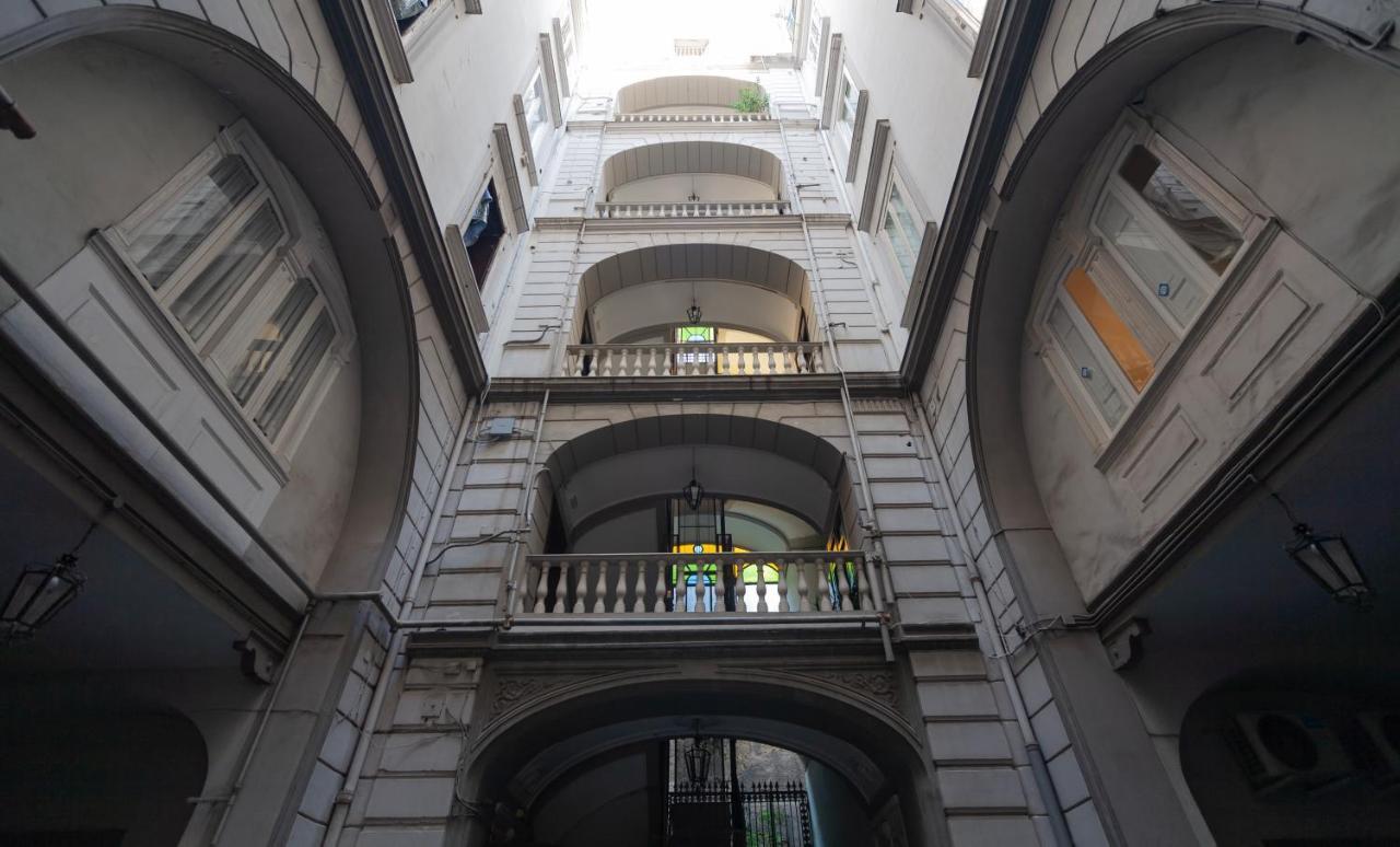 Bed and Breakfast Skyhouse Duomo à Naples Extérieur photo