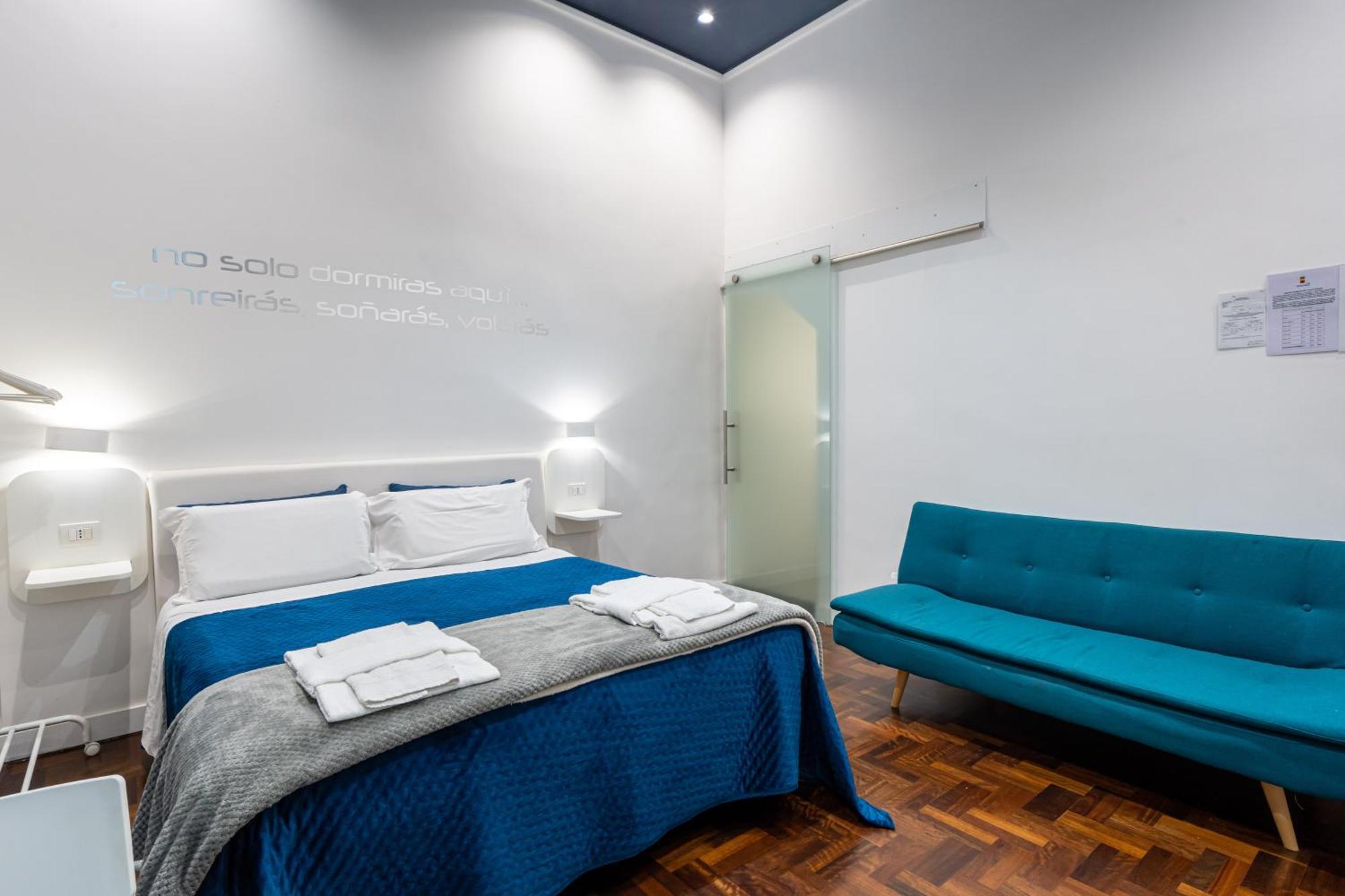 Bed and Breakfast Skyhouse Duomo à Naples Extérieur photo